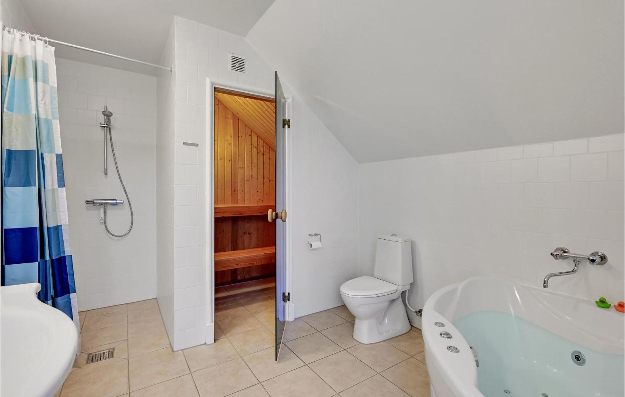 Nice Home In Gjern With Wifi Bagian luar foto